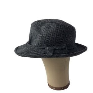 Country Gentleman Plaid woven Herringbone fall winter hat mens size Medium, VTG